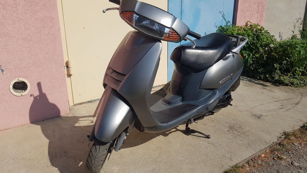 Продам двохмісний скутер Honda lead af 48
