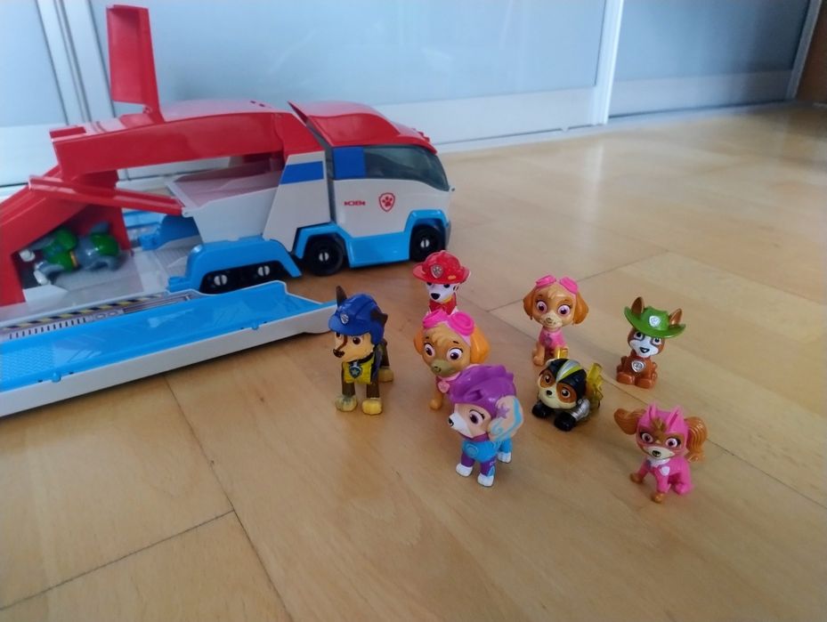 Patrolowiec Psi patrol + 8 figurek