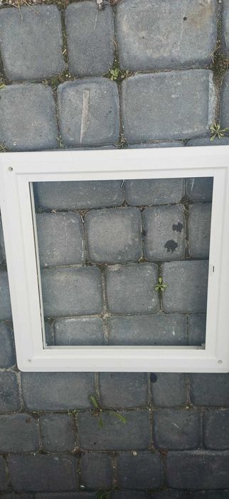 Okno dachowe 40/40 przyczepa kempingowa kamper