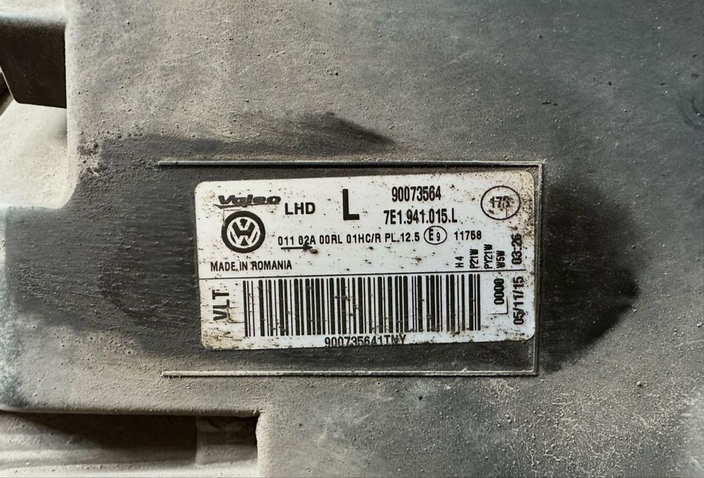 Przednie lampy VW Transporter T6 2016