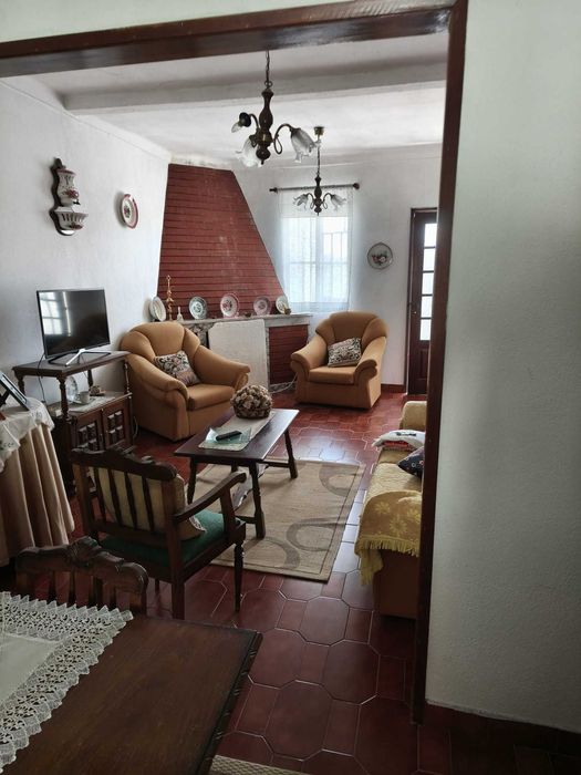 MORADIA T3, pronta a habitar!