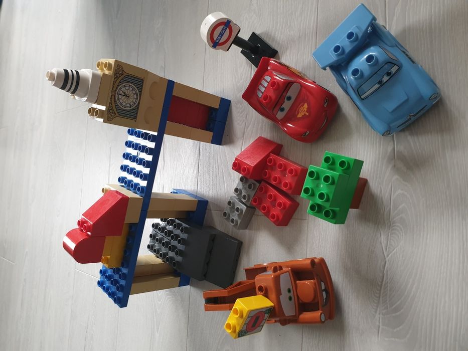 Zestaw klocków LEGO DUPLO bardzo duży POLICJA, CARS