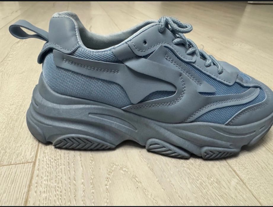 Buty sportowe baby blue 40