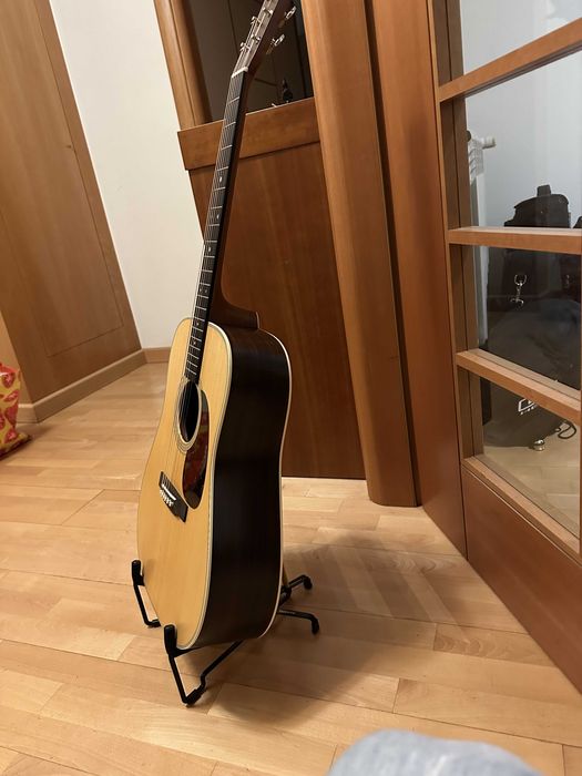 Martin D-28 Satin Nova