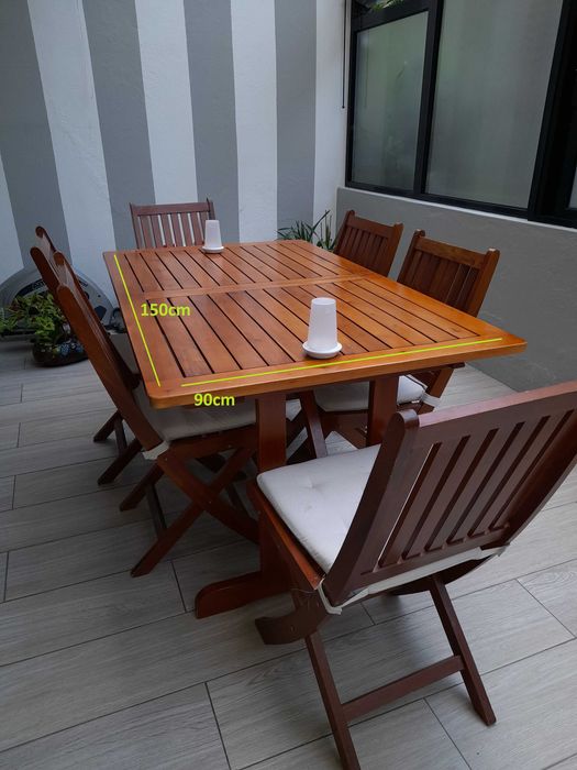 Mesa Terraço com 6 cadeiras e Guarda-Sol