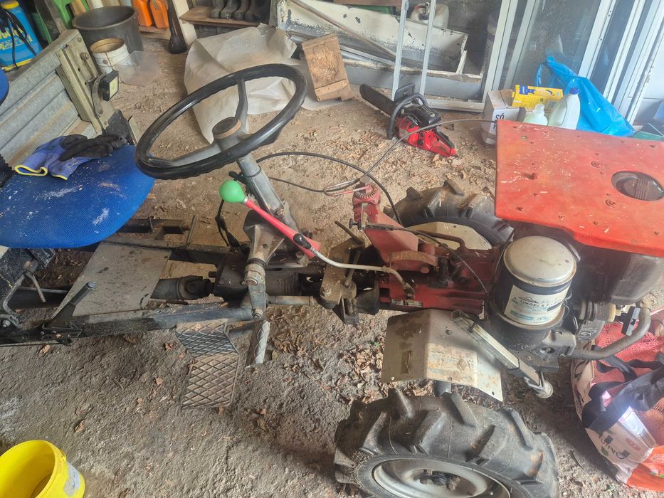 motocultivador com atrelado