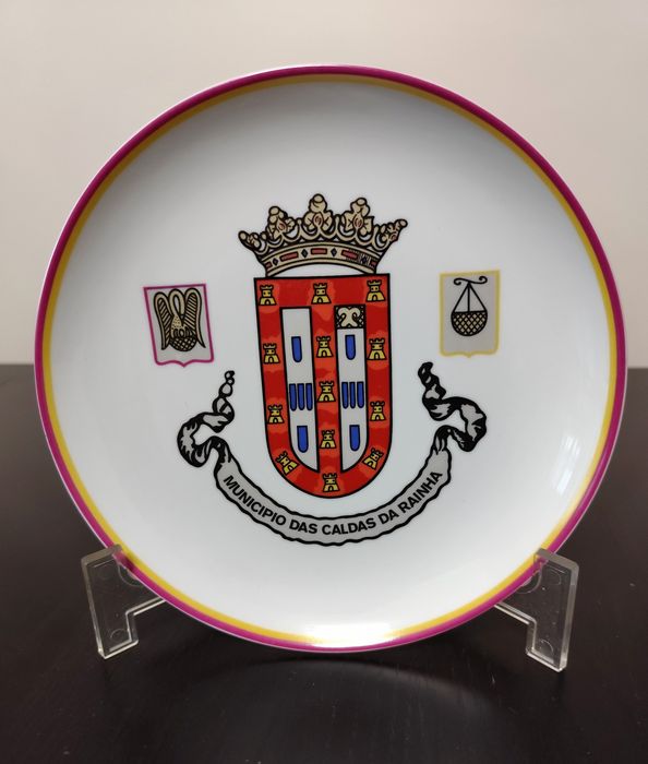 Prato Decorativo com Brasão do Município das Caldas da Rainha