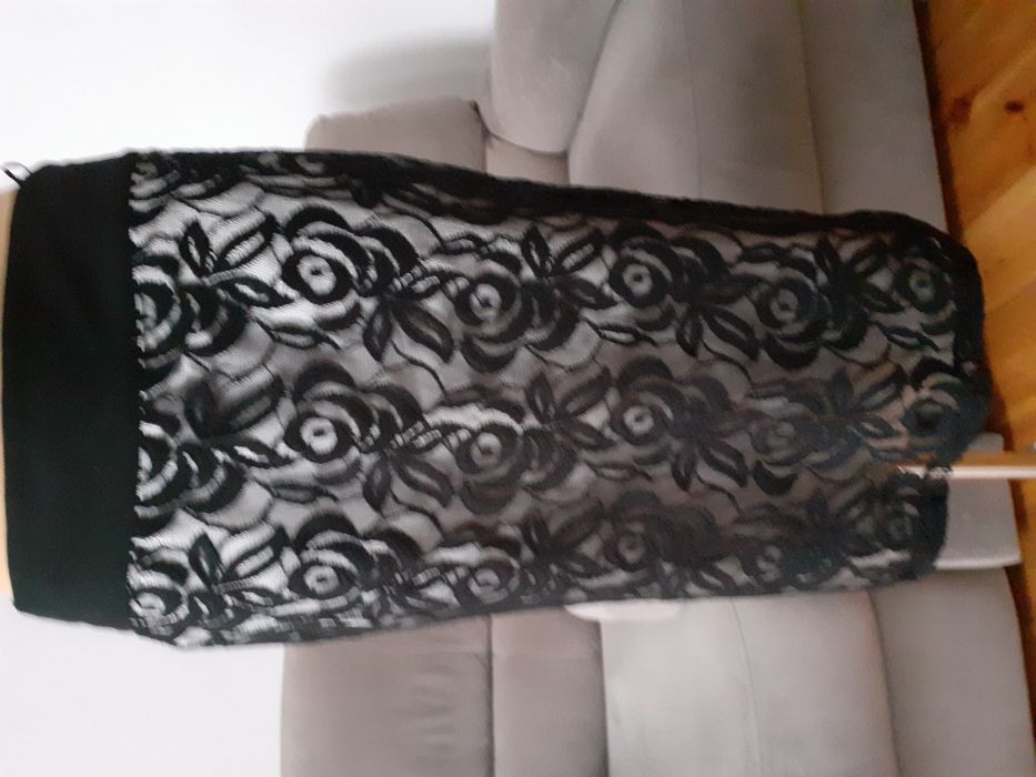 Elegancka spódnica z koronki r.40 nowa
