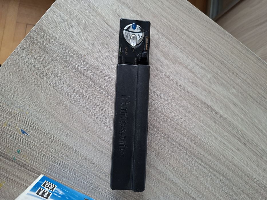 Radio samochodowe na kasety, wyjmowany panel Panasonic CQ-RD152N