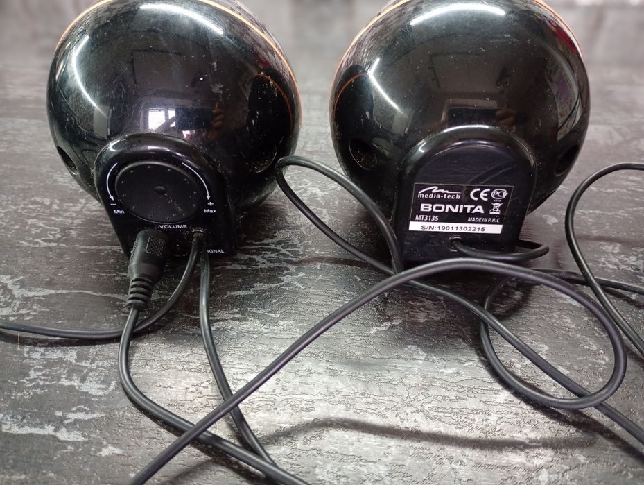 Продаються колонки для комп'ютера і не тільки.