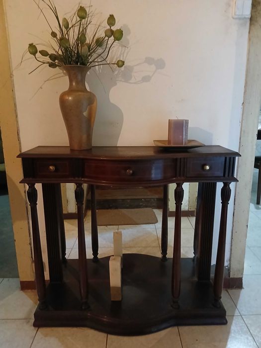 Consola de Entrada Antiga