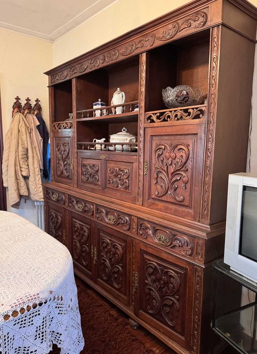 Armário de Madeira para sala