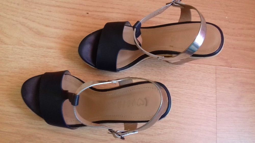 Sandálias Lovers Shoes 35 super leves