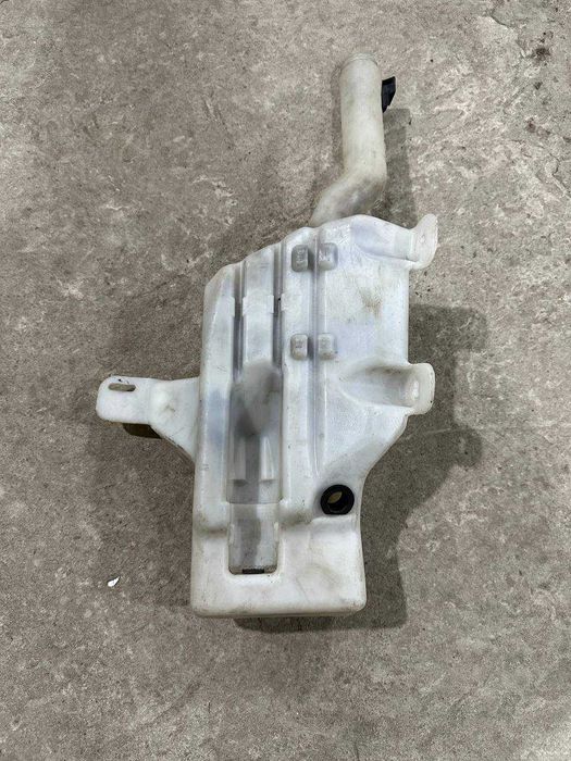 Бачок омывателя Opel insignia 2013-2017. 401140137