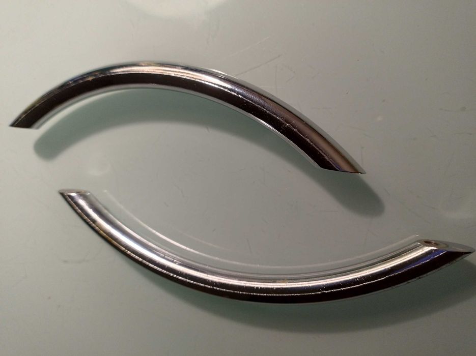 Uchwyt do mebli - IKEA - chrom, rozstaw 12,8 cm. Na sztuki - 32 szt.