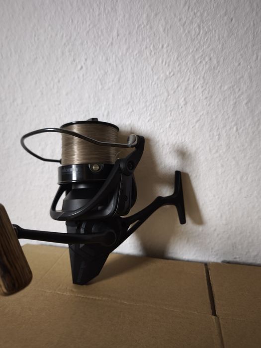 Kołowrotek karpiowy Okuma 8K.