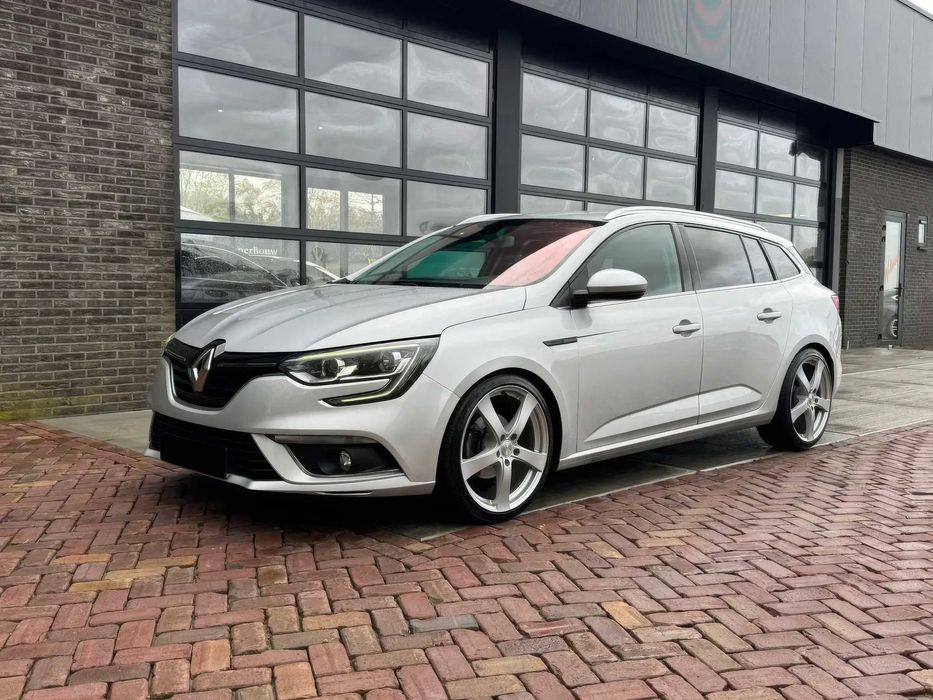 Renault Megane      2017