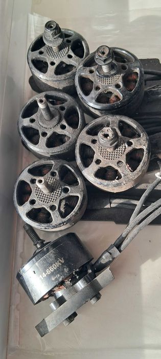 14-660KV FPV, Безколекторні двигуни,