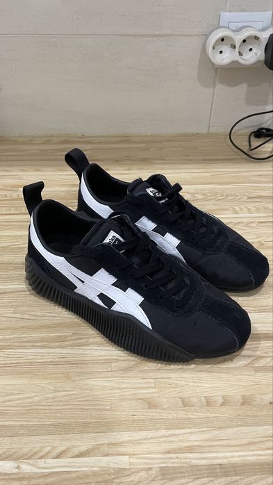 Onitsuka Tiger Acromount - Preto 38