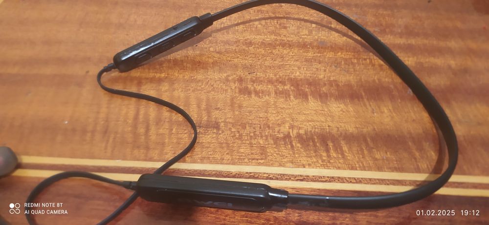 Блютуз навушники