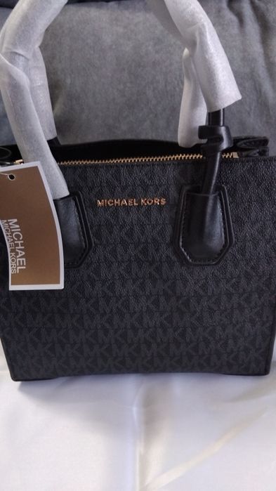 Michael Kors Mercer Messenger Tote