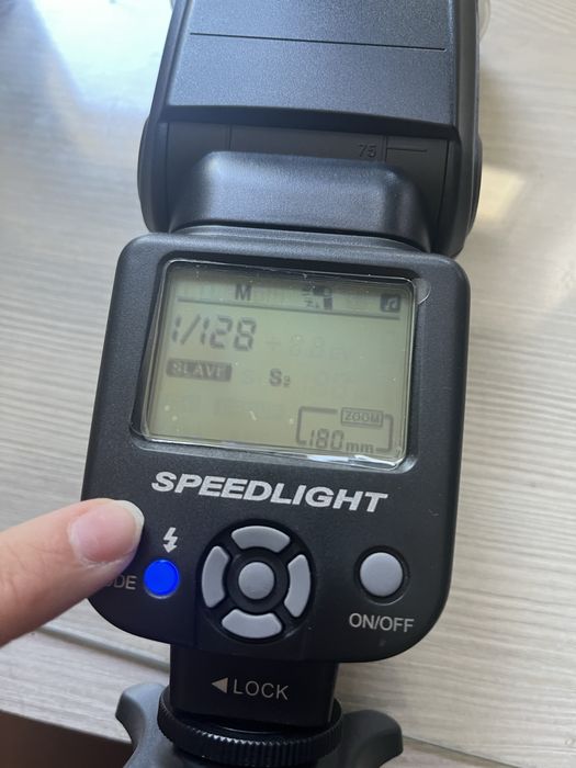 Triopo speedlight tr-960 profesjonalna lampa błyskowa