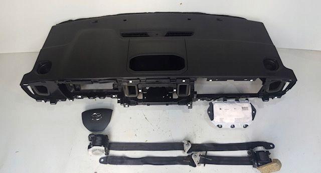 Toyota Corolla Proace tablier airbags cintos