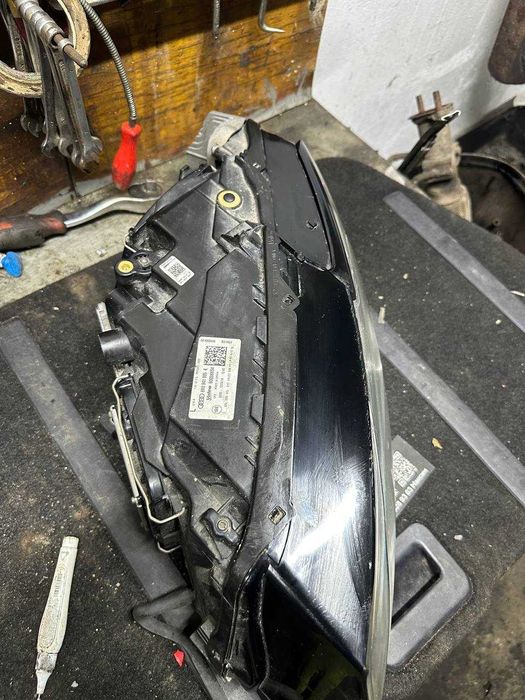 Фара передняя левая\правая Audi Q5 8Rb