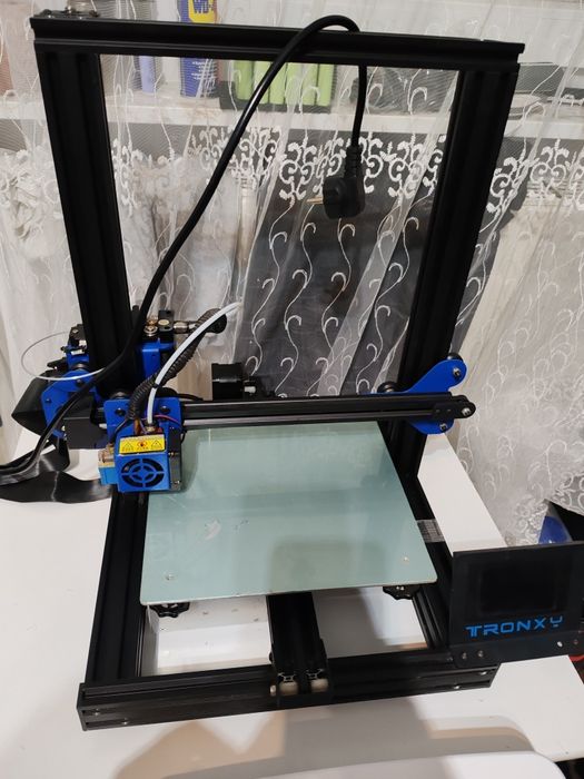 Продам 3д принтер Tronxy XY-2pro