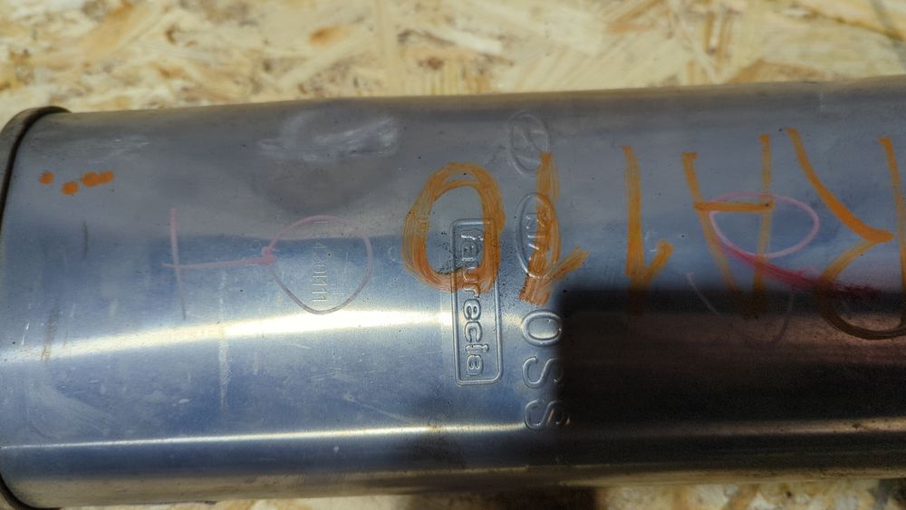 Вихлопна труба центральна частина з каталізатором з Hyundai Kona 2020