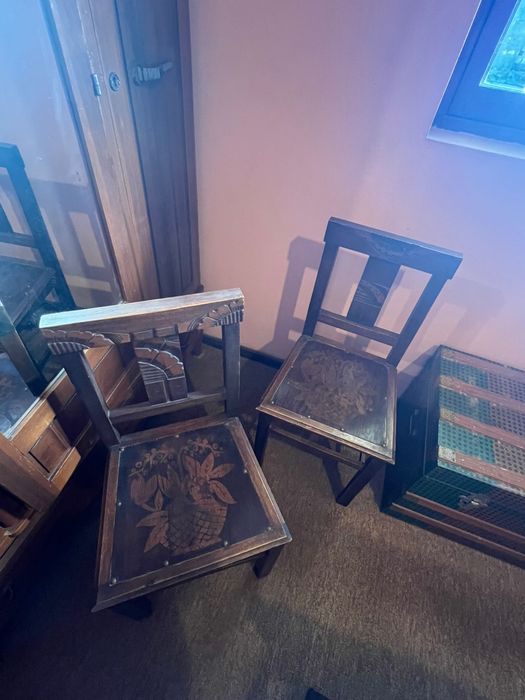 VÁRIOS MOVEIS EM BOM ESTADO