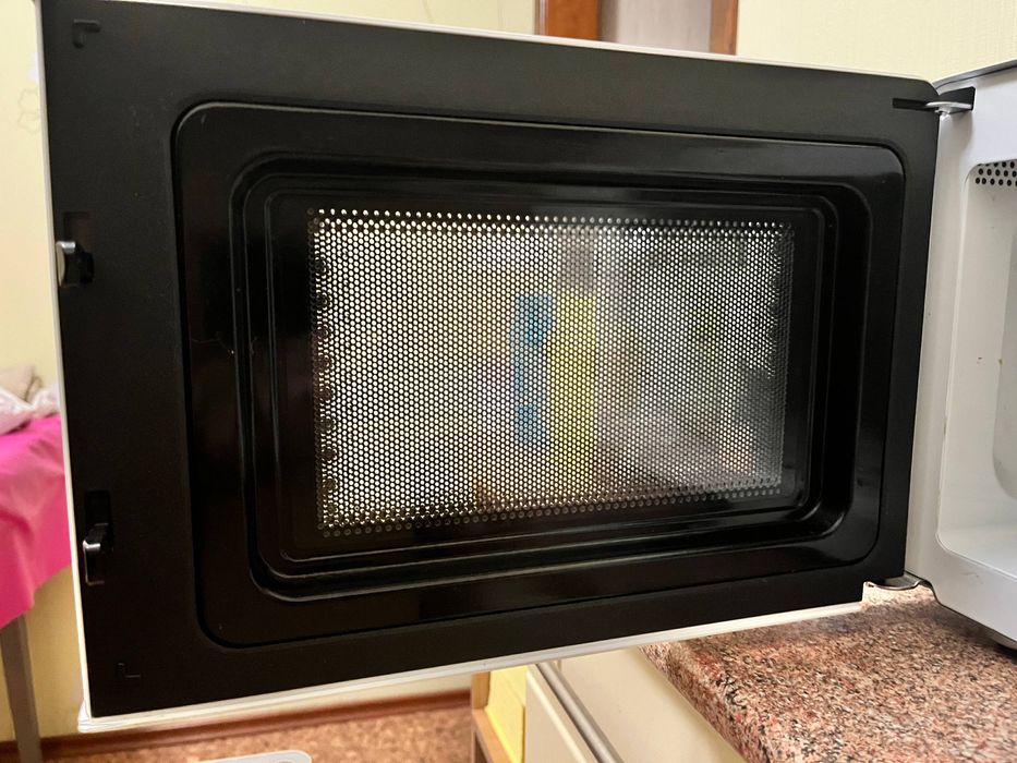 мікрохвильова піч