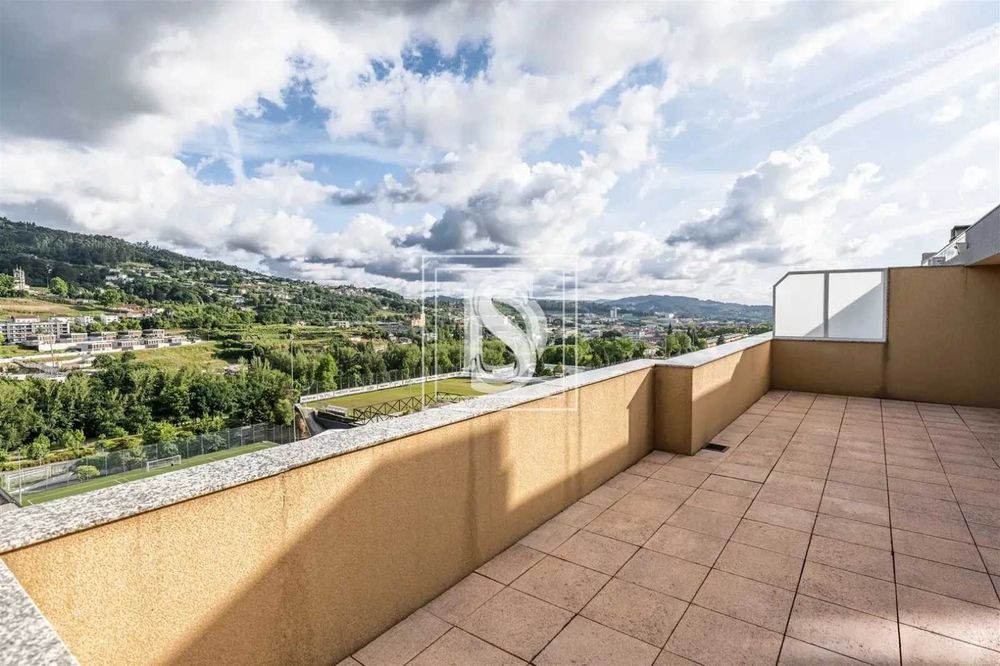 Penthouse Exclusiva em Guimarães: Vistas deslumbrantes. Localização Premuim