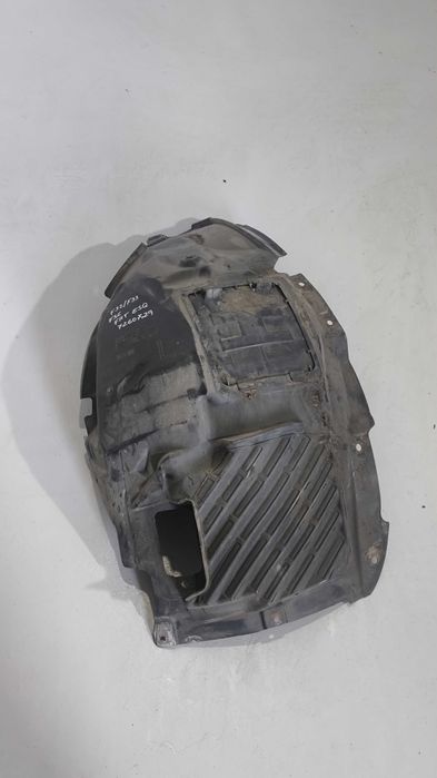 Cave de Roda BMW Serie 4 (F32/F33/F36) Frente Esquerda