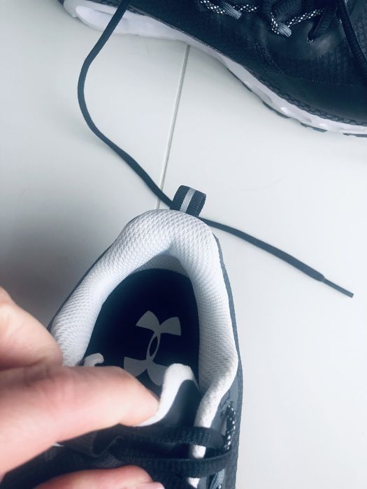 Sneakersy Under Armour 39 r