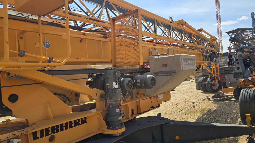 Żuraw budowlany szybkomontujący Liebherr 32TT, 2013 rok, UDT