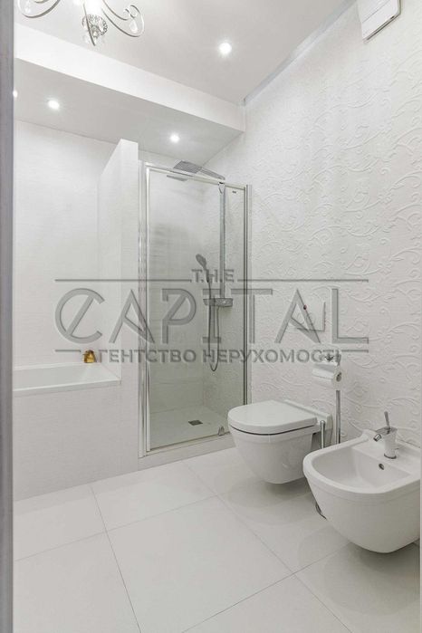 Продаж Видова 3-к квартира 108м² біля озера Тельбін — генератор, паркінг, авторський ремонт