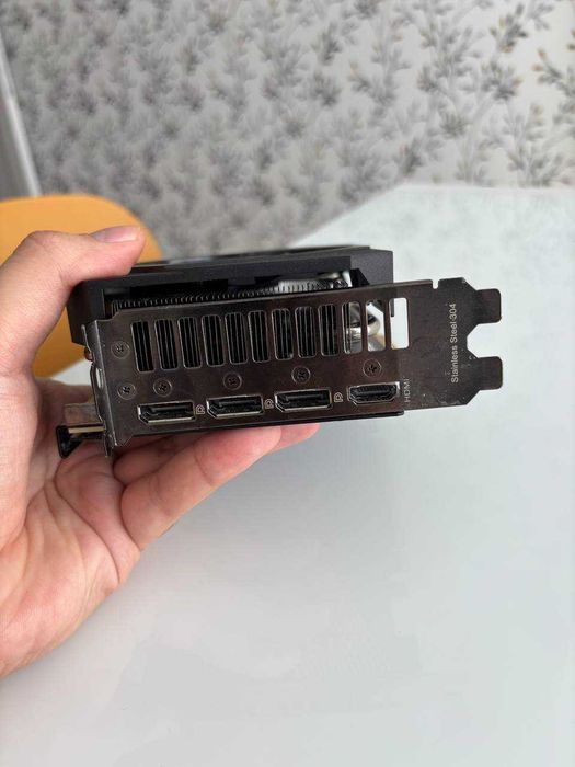 Asus RTX 3060 Phoenix