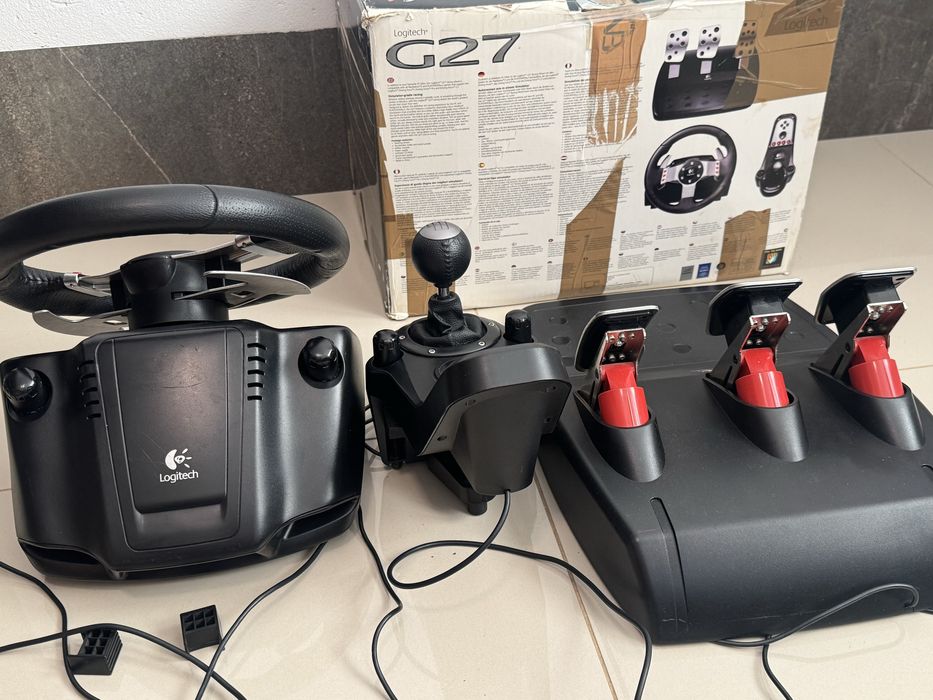 Sprzedam kierownicę Logitech G27 + shifter