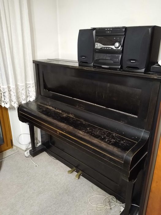 Pianino M.Bocksch Breslau