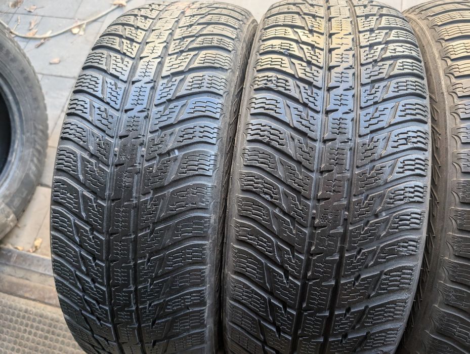 Зимняя резина 235/55 R19 Nokian Wrsuv3