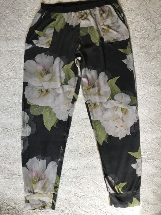 Піжамний комплект TED BAKER р.16(50-52)