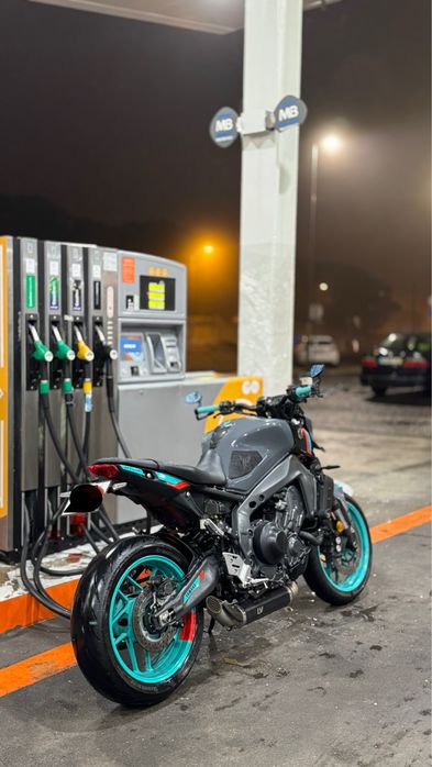 Yamaha MT-09 2022 - Cyan Storm