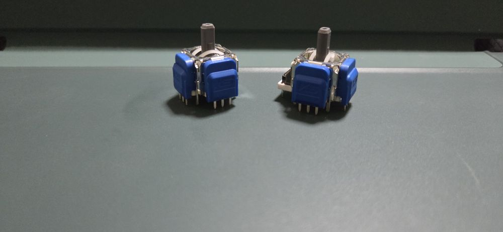 Joysticks Ksilver TMR para PS5 DualSense (Anti-Drift Definitivo)