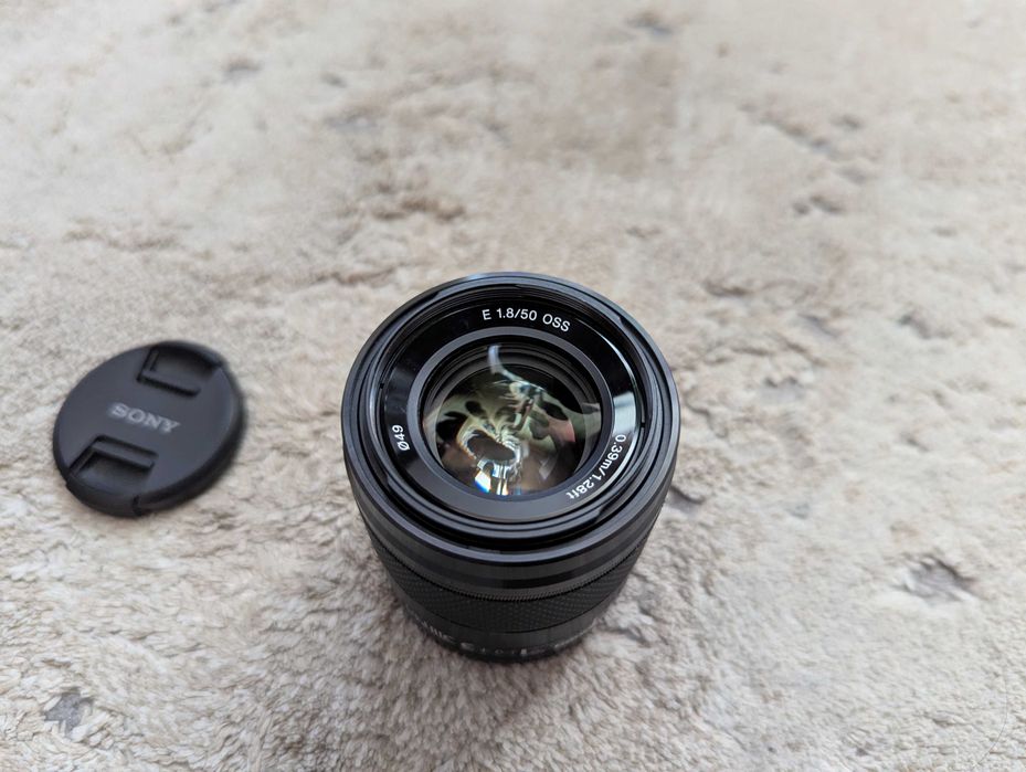 Об'єктив Sony E 50 mm f/1.8 OSS Black + UV фільтр Kase