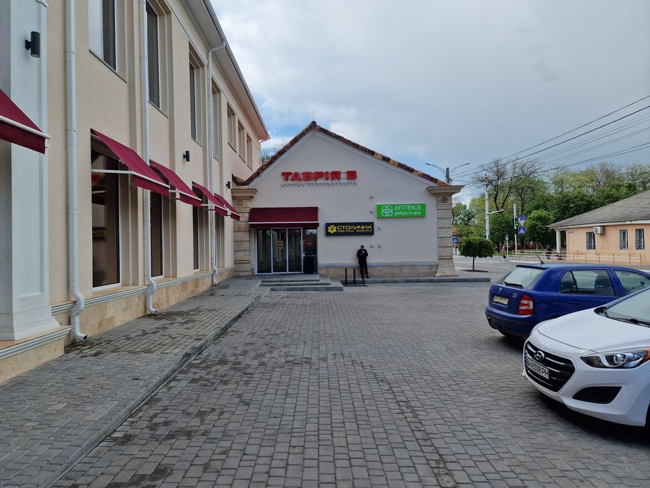 Сдается торговое и  офисные помещения