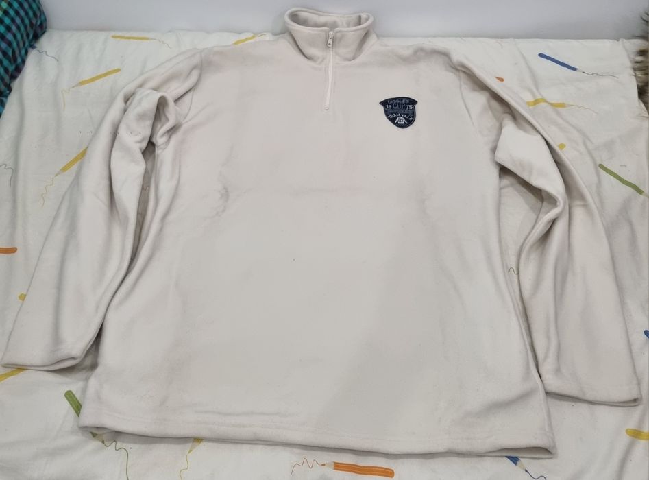 Sweatshirt  com Fecho da Diggle s  Tamanho XXL