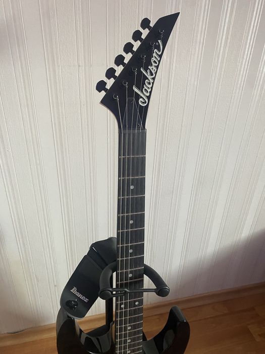 Jackson JS11 Dinky + Fender Frontman 10G + akcesoria