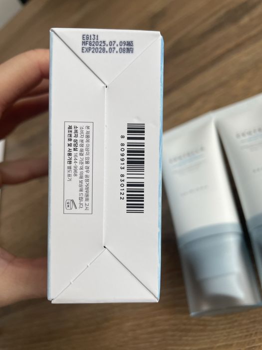 SKIN1004 - Madagascar Centella Hyalu Cica WaterFit Sun Serum Spf 50