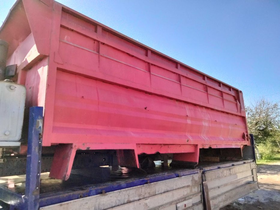 Самосвальне кузово